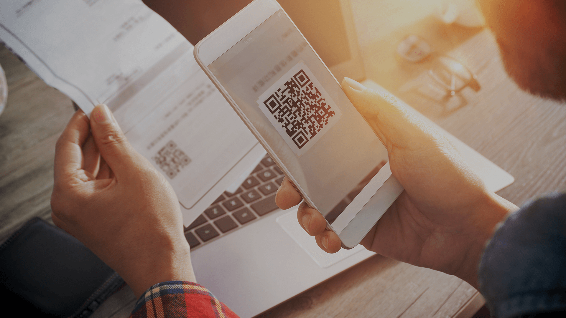 How QR Code Technology Can Make for More Effective Postcard Mailing Programs